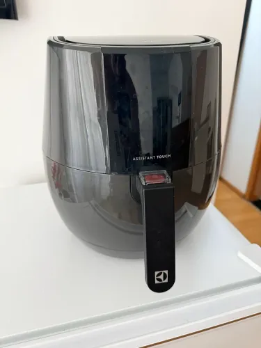 Air fryer digital - Rita Lobo