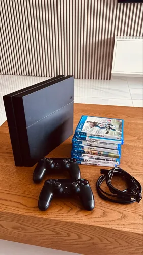 PlayStation 4