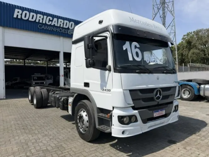 MERCEDES-BENZ Atego 2430 6x2 2p