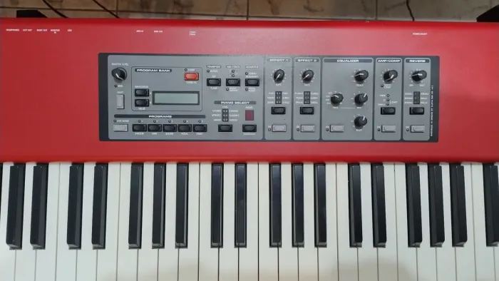 OPORTUNIDADE ÚNICA!! Clavia Nord Piano 1 | 88 Teclas, c/ Case!
