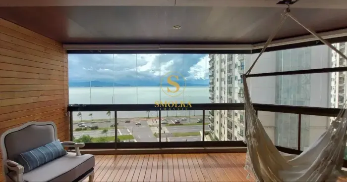 Apartamento para venda com 3 dormitórios na Agronômica - Florianópolis - SC