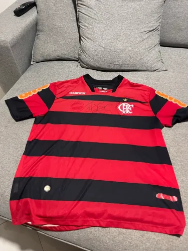 Camisa autografada - Thiago Neves
