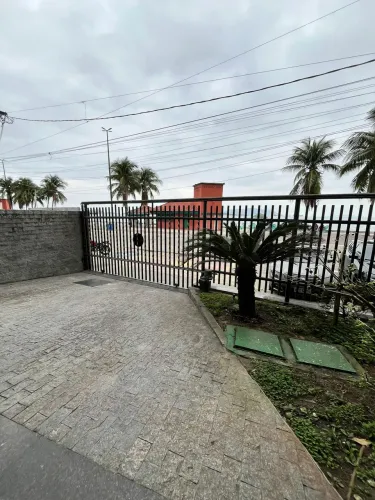 Apartamento para venda tem 102 metros quadrados com 2 quartos