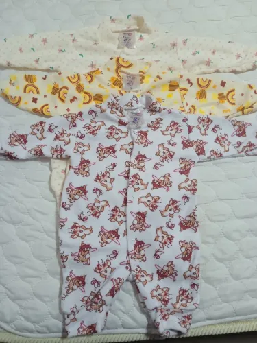 Macacão de bebes