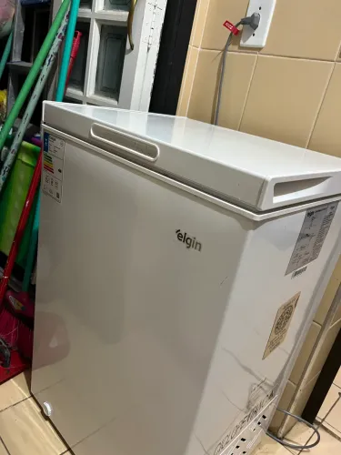 Freezer Horizontal Elgin 99 Litros (220V) - Praticamente Novo!