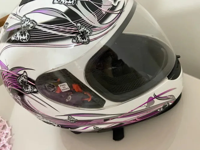 Capacete