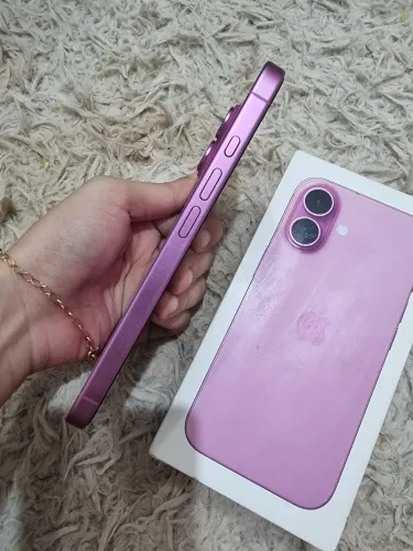 iPhone 16 Rosa