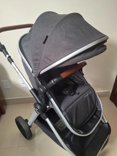 Vendo Carrinho de passeio, moisés e bebê conforto