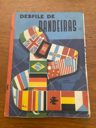 ÁLBUM DE FIGURINHAS AQUARELA - LOTE COMO MPLETO DA SÉRIE EDUCATIVA (ANOS 60/70)