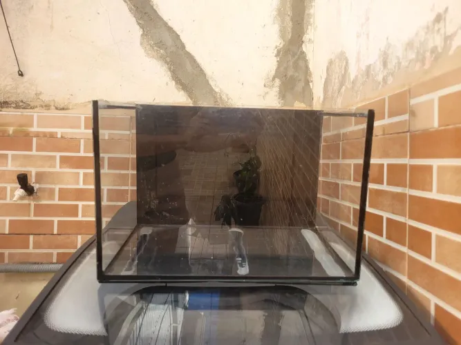 Aquário de Vidro 38 Litros (45x28x30,5 cm) - Sem vazamentos