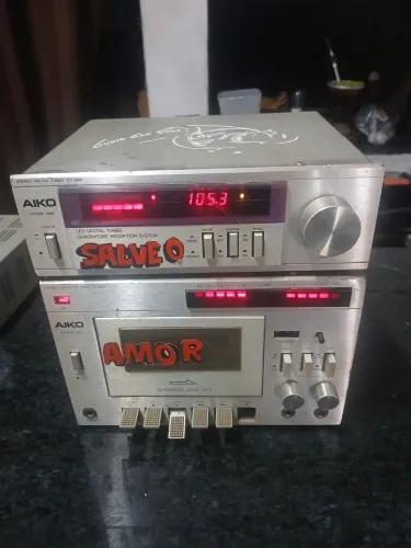 Aparelho de som Aiko. Rádio e toca-fitas!