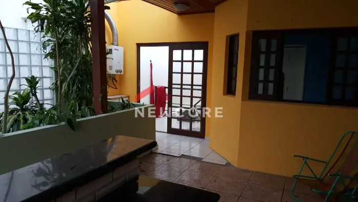 Casa em Rua Teixeira Mendes - Liberdade - São Paulo/SP