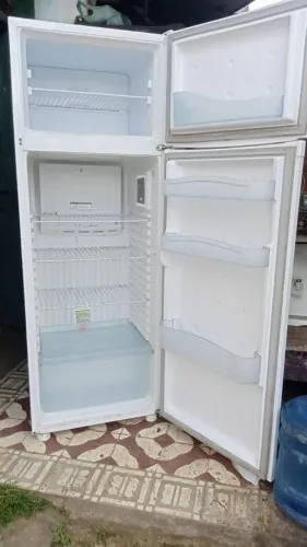 Geladeira duplex consol gelo seco.