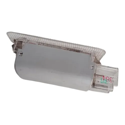 Luz Cortesia Porta Malas Nissan March 2013 2019
