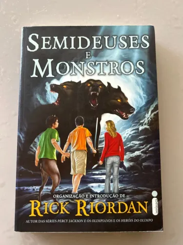 Livro SEMIDEUSES E MONSTROS