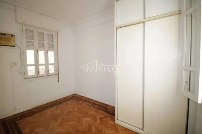 Apartamento - / Residencial / Flamengo