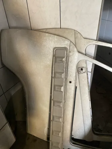 Porta kombi ano 95 tenho também 85 vê preço 