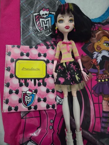Draculaura Monster high 
