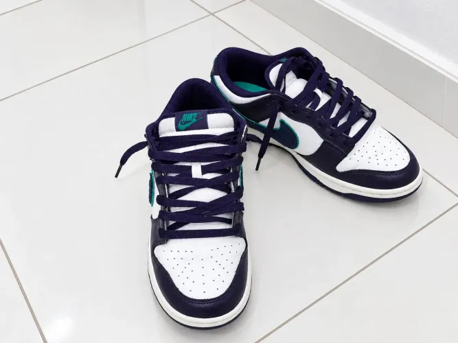 Tenis tamanho 40 Nike Dunk , Low Chenille Swoosh Grand Purple, caracterizado original