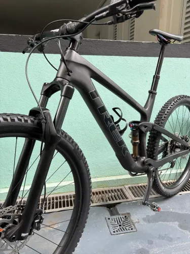 Bicicleta MTB Trek top fuel 9.8