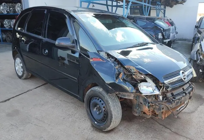 Sucata em peças Chevrolet Meriva 1.8 Ano 2005 Motor 109cv