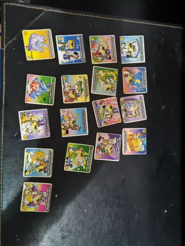 17 adesivo chettos elma chips