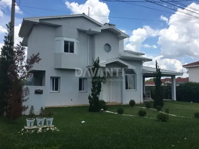Sobrado à venda no condomínio Palm Park em Holambra!