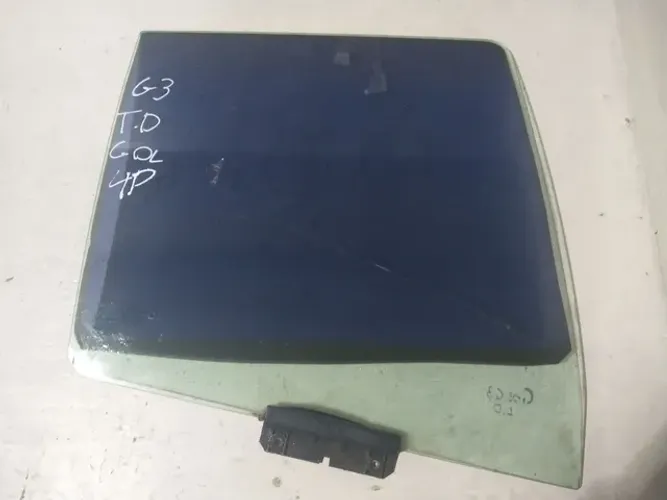 Vidro traseiro direito GM/corsa classic 4p