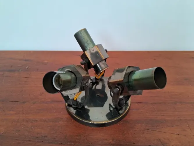 Spot para 3 Lâmpadas