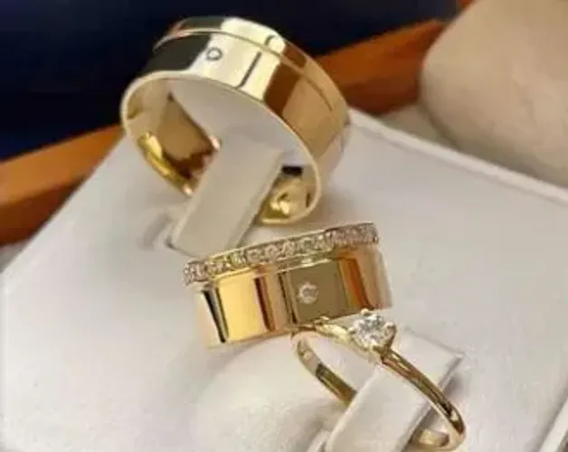 Alianças de Casamento Par em Moedas Antigas