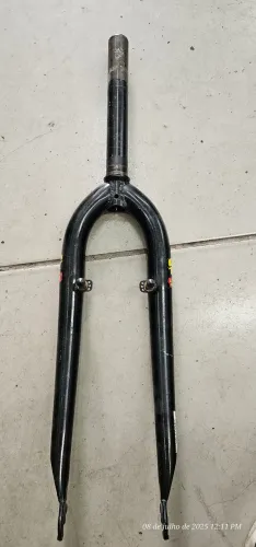 Garfo GT para bicicleta Aro 26 CROMO