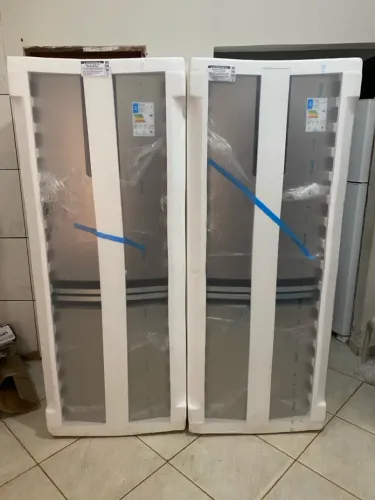 Geladeira Frost Free Brastemp Inverse 447 litros Inox - na caixa sem uso