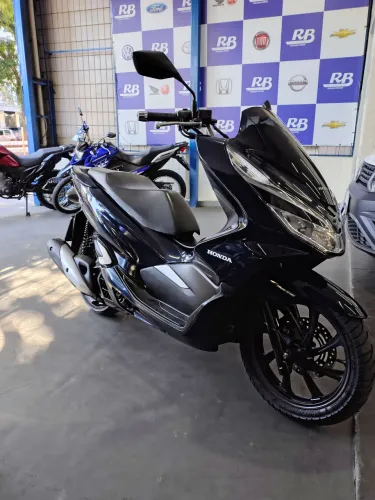 Honda PCX 150 - $ 2.990,00