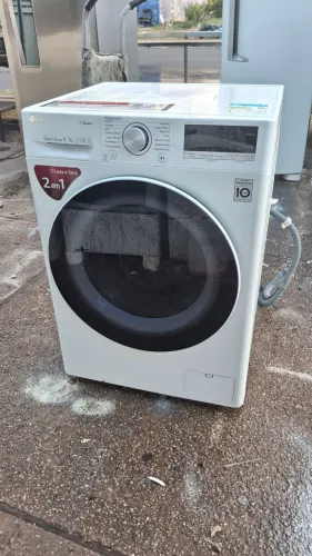 Lava e Seca LG 11kg Direct Drive - 2 em 1 conservada