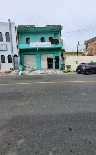 Imóvel Comercial e Residencial na Principal do Bairro do Multirão Aberto a Propostas