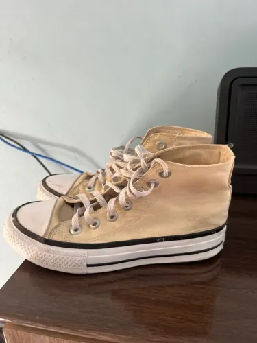 Tênis Converse All Star Bege TAM 35 (veste 34)