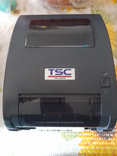 Impressora de etiquetas TSC TTP-244CE rede 