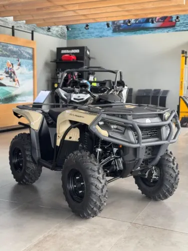 Can-Am Quadriciclo Outlander Pro HD5 - 2025