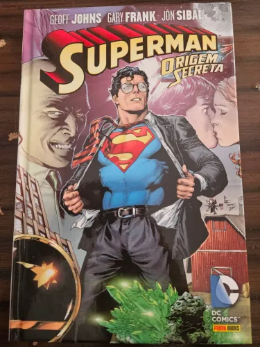 HQ DC Superman - Origem Secreta - Panini Capa Dura