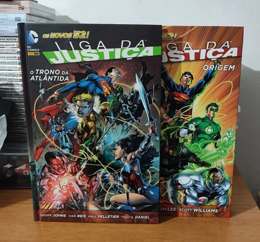 2 HQs Liga Da Justiça Novos 52 Panini