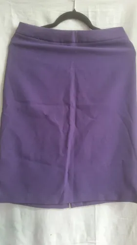 Saia reta roxa 44