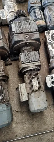 Vendo Motoredutor 1 Cv Sew com Freio