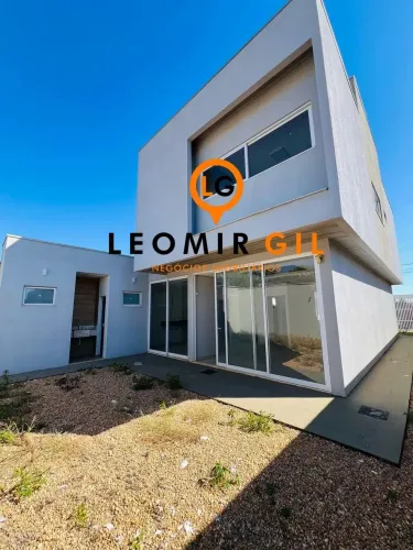 SOBRADO. PRÓXIMO A UNIVERSIDADES ULBRA. ( ANALISA PERMUTA )