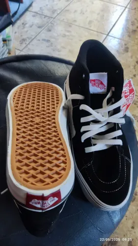 Tênis Vans Sk8-Hi Preto - Novo e Original
