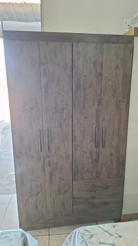 Guarda roupa 4 portas
