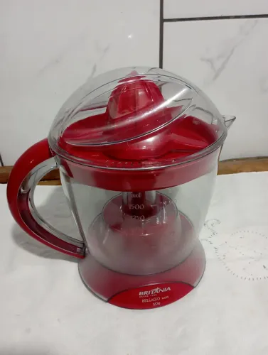 Expremedor bem novinho