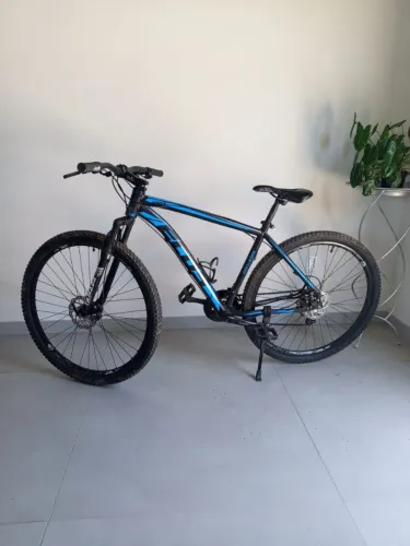 Vendo bicicleta bom estado 850