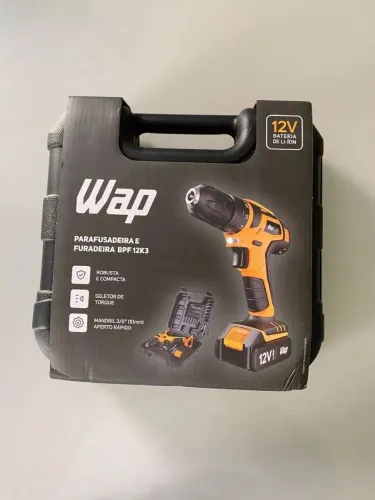 Parafusadeira e furadeira Wap' com kit 13 acessórios e Maleta, bateria 12v