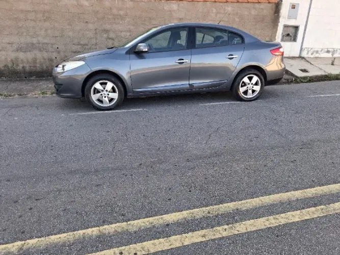 Renault Fluence Sed. Dynamique 2.0 16V Flex Mec. 2011