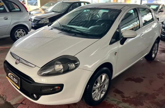 Fiat Punto Attractive 1.4 Fire Flex 8V 5P 2016
